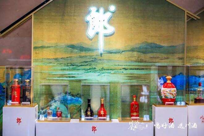 外交官被浓香惊艳，在北京，我们看到了什么样的川酒？