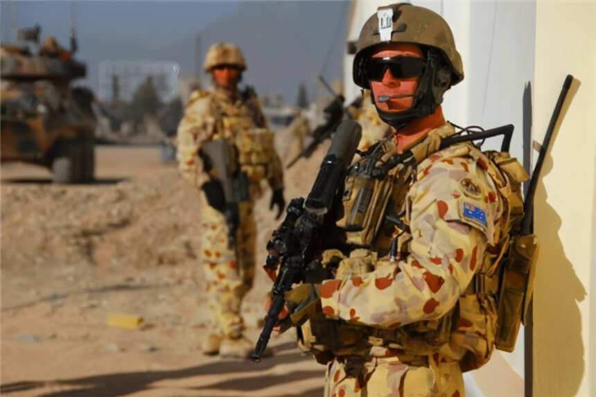 澳特种兵在阿富汗搞“杀人竞赛”，英美士兵旁观学习，激起共愤