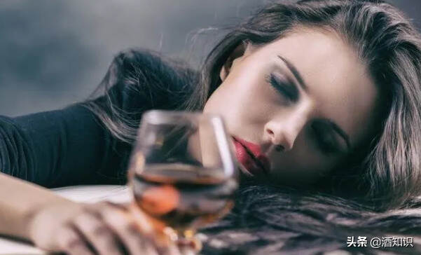 酒可以联系感情？是真的感情，还是酒后感情？
