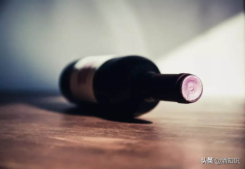 如今的葡萄酒市场上，30几元钱甚至更低的进口葡萄酒相当诱人。