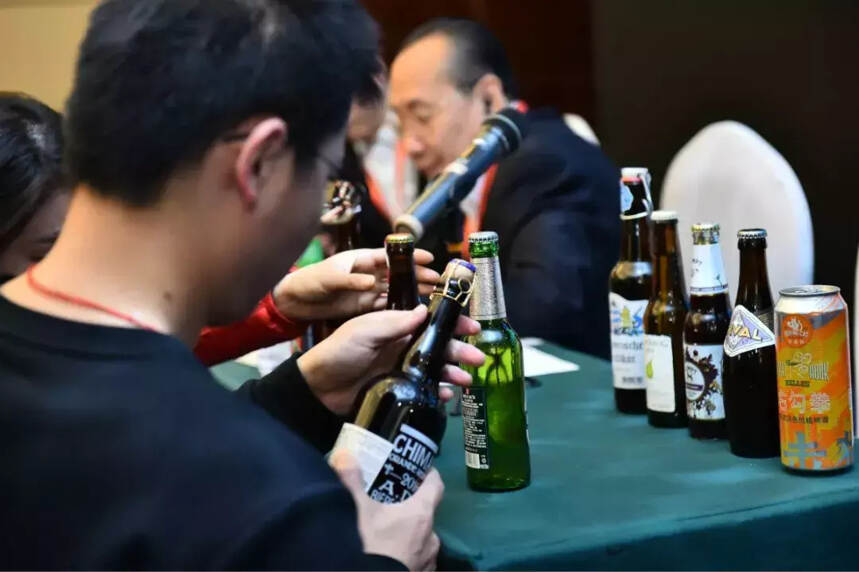 2015届“国家级啤酒评酒委员”2019年会在泸州举行