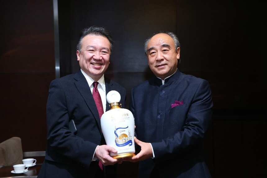 白酒文化国际推广在京举行，古井贡酒迪拜世博会中国馆指定用酒