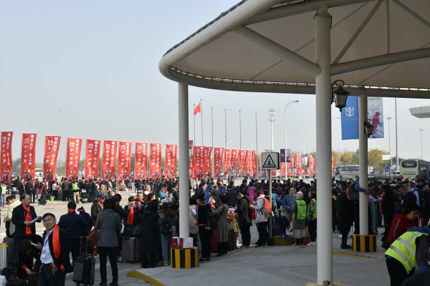 衡水老白干邮轮游启航仪式在天津举办，开启