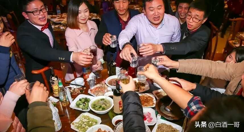 据陕西人透露：陕西人请客很少用茅台五粮液，却偏偏钟爱这3款酒