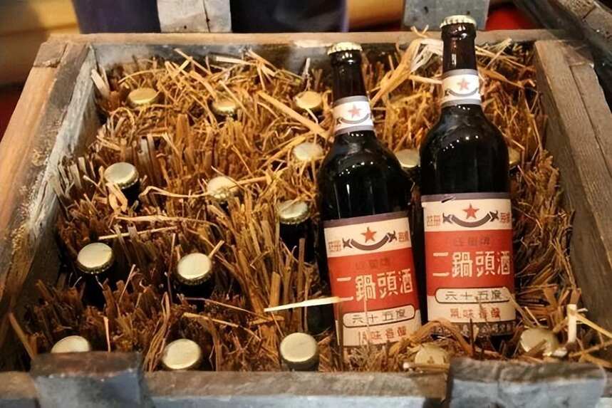 红星二锅头：曾为新中国献礼酒，工人连夜加班生产，如今咋样了？