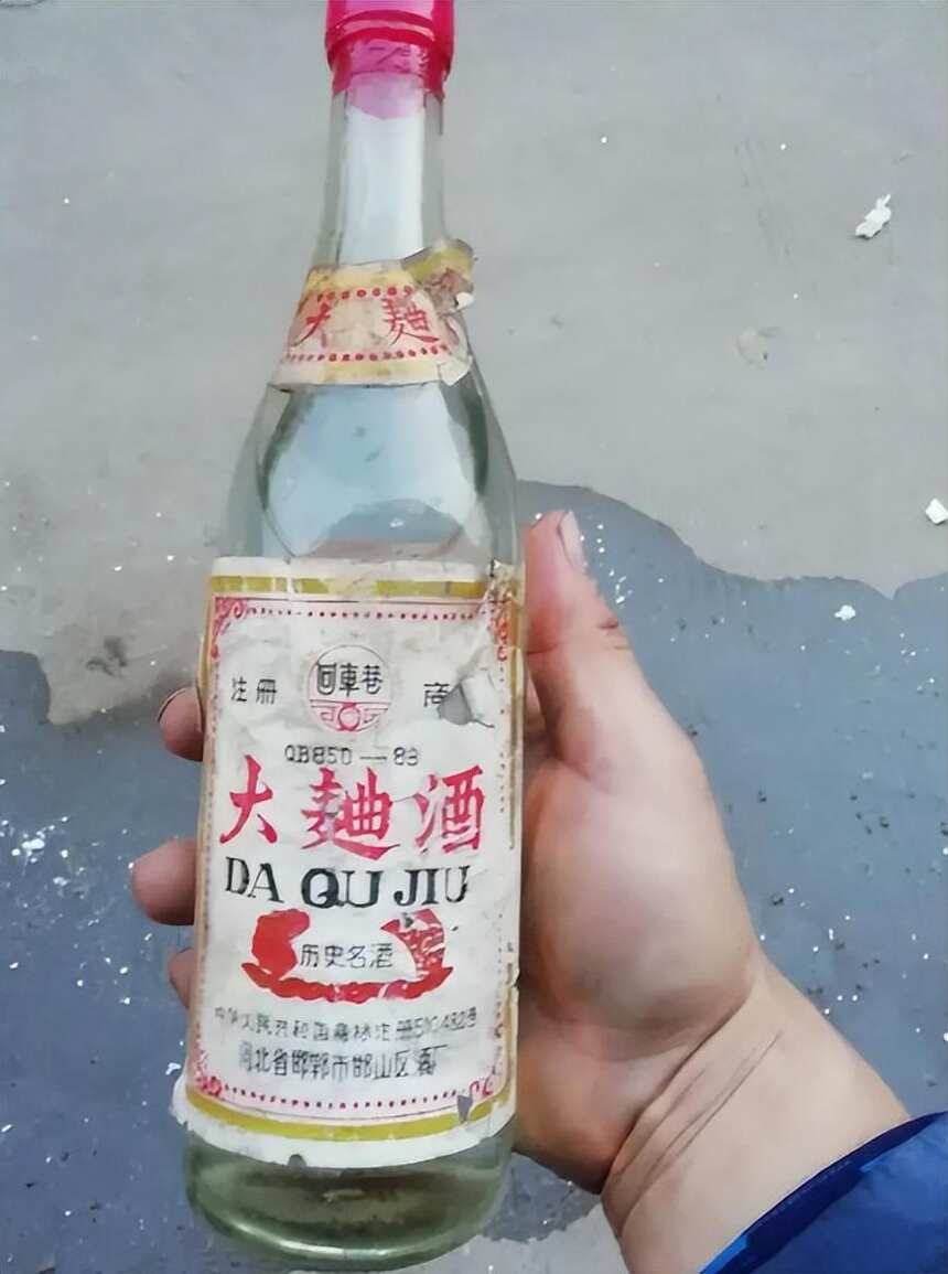 盘一盘80年代的江西老酒，曾靠广告火遍海内外，如今找不到了