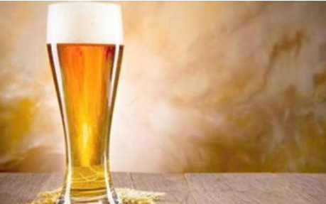 无醇啤酒酒精度0.5%，采用脱醇工艺降低酒精