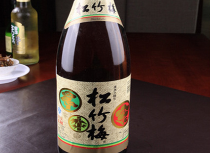 日本清酒哪个牌子好喝，白鹤酒度适中细腻柔和