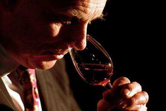 葡萄酒醒酒时间一般多长，15-120分钟具体得看葡萄品种和年份