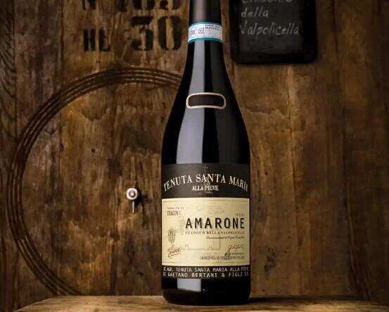 阿玛罗尼红酒价格多少钱一瓶，300元起步是意大利最顶级的葡萄酒