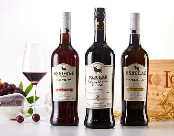 西班牙雪莉酒葡萄品种只有3种，干型雪莉只用帕罗米诺白葡萄酿制