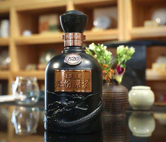 古井贡酒有几个系列品牌，最受欢迎的是年份原浆和老名酒系列