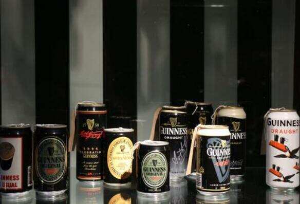 爱尔兰健力士啤酒是标准世涛，重口味风格导致成为国内小众品牌
