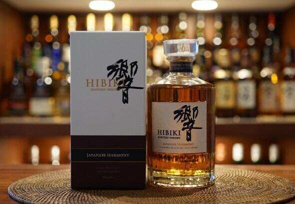 日本三得利的响威士忌，是世界上最贵最好的调和威士忌
