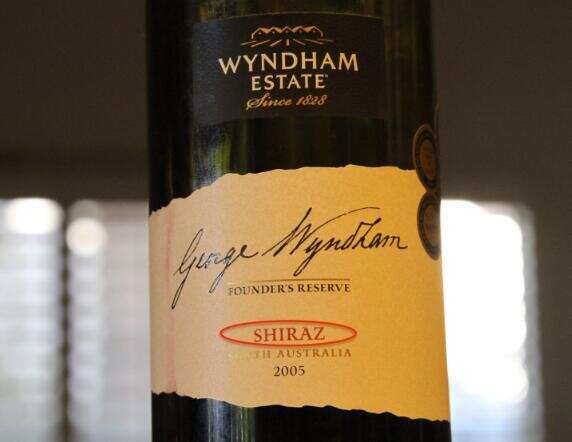 shiraz是什么名字红酒，特指澳大利亚西拉红酒