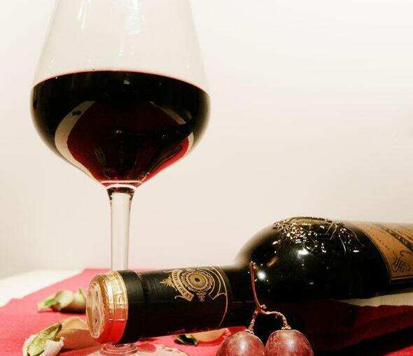 cabernet sauvignon什么意思，是最受欢迎的葡萄品种赤霞珠