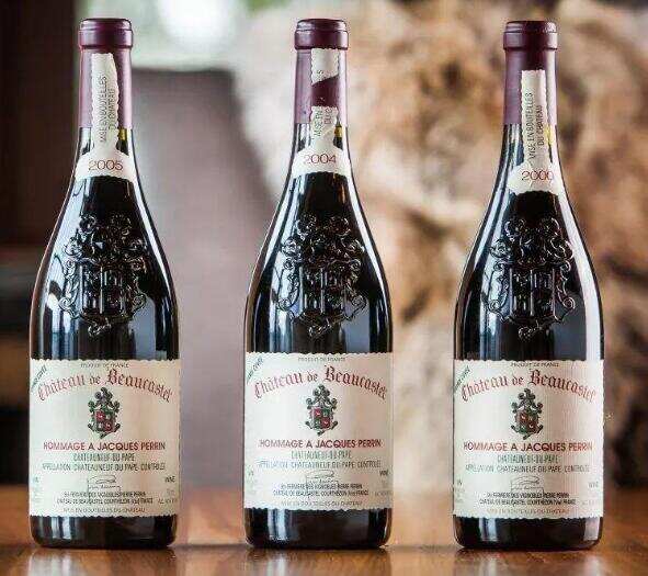 法国最高贵的教皇新堡产区，曾是教皇才能享用的极品混酿葡萄酒