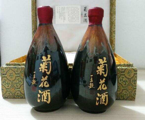 菊花酒是什么节日喝好喝吗，重阳节的吉祥酒口感绵醇适饮很好喝