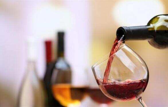 红酒单宁是什么意思，是丰富葡萄酒口感的酸性物质葡多酚