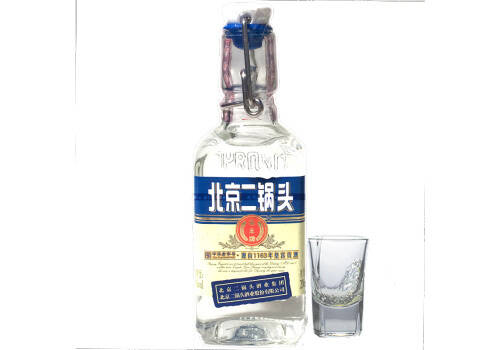 42度永丰牌北京二锅头出口型小方瓶铁丝拉盖蓝标200ml单瓶装多少钱一瓶？