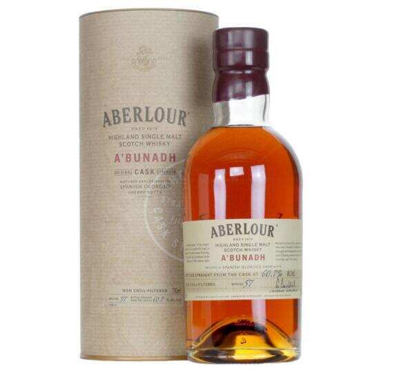 Aberlour雅伯莱雪莉桶原酒怎么样，深邃带丰富而复杂的水果气息