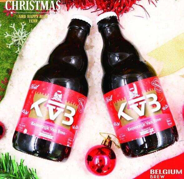 布雷帝国圣诞啤酒怎么样，喷涌而出的泡沫和香料味很有节日特点