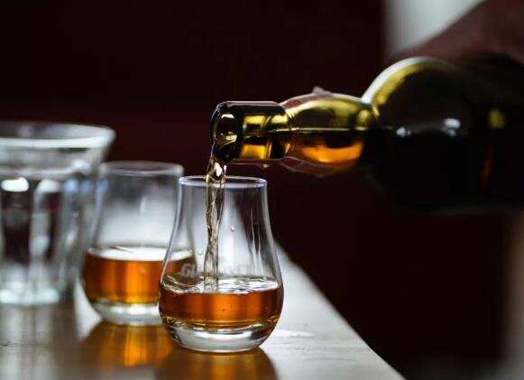 威士忌最常见的有哪几种，主要有单麦/纯麦/调和/过桶威士忌