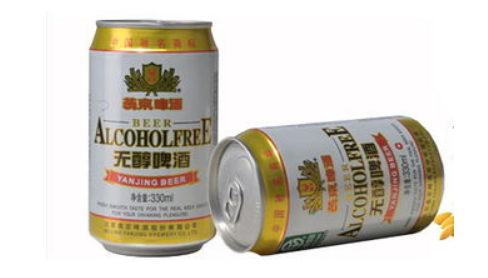 无醇啤酒酒精度0.5%，采用脱醇工艺降低酒精