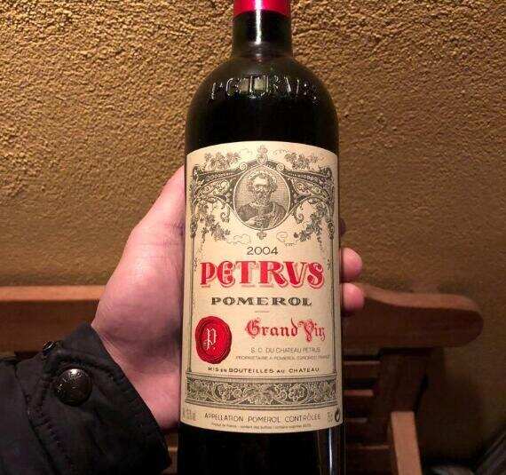 法国柏翠红酒多少钱一瓶，柏图斯随便一瓶3万以上只出精品年份酒