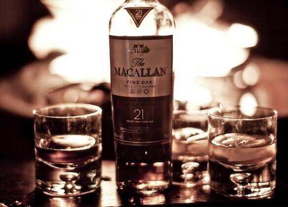 麦卡伦21年黄金三桶威士忌特点，橡木桶的完美融合口感极为丰富