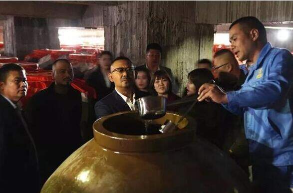 茅台镇金樽酒厂是真是假，真的其老酒酒质不错还有影帝姜武代言