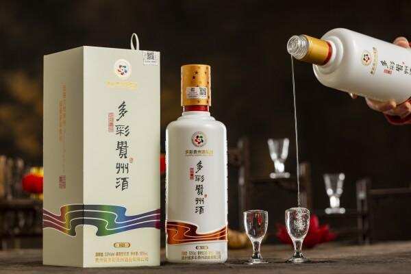 多彩贵州酒53度酱香型价格图片，高颜值的官方直属国民酱香酒
