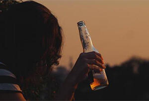 一般女生喝几瓶啤酒就会醉？