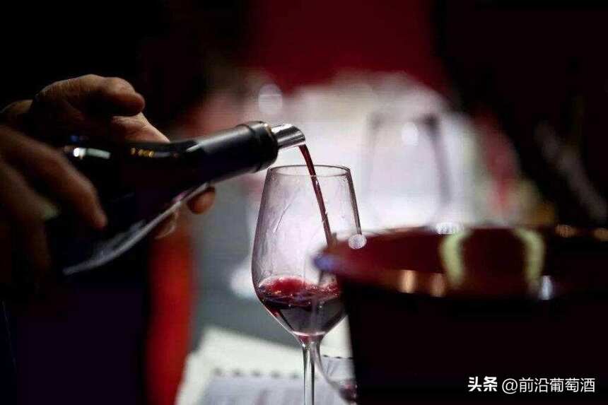 葡萄酒陈酿时蒸发现象的研究，葡萄酒蒸发现象对香气有很大的影响