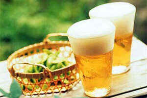 小麦啤酒和纯麦白啤酒的区别_小麦啤酒和纯麦白啤酒的区别是什么