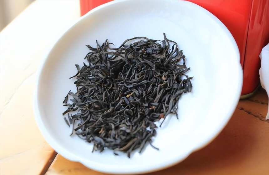 安徽一茶农，20年来每天都喝2杯茶，如今总结出4条经验