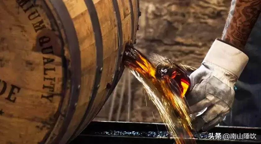 威士忌是木桶酿成的？你同意吗？