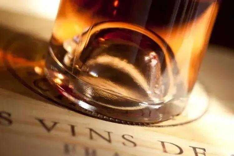 贵腐酒是什么酒?世界三大产区著名贵腐葡萄酒