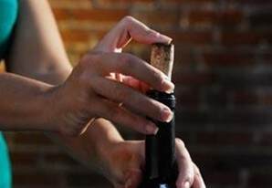 开瓶后葡萄酒的保存方法
