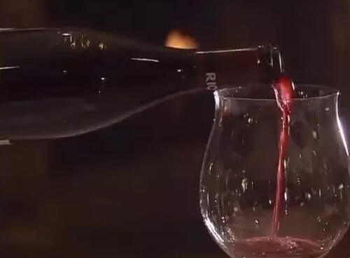 红酒为什么不能倒满杯?