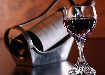葡萄酒的六种最错误饮法