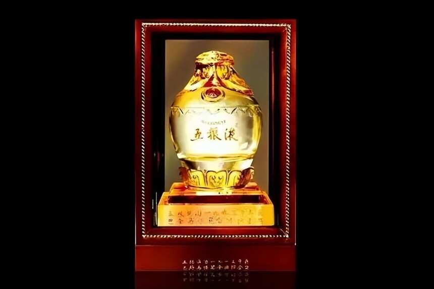 吹牛素材丨中国最贵的十瓶白酒，你一定要知道