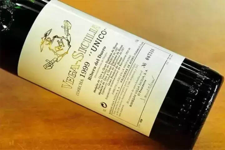 西班牙红酒葡萄品种（西班牙最好的红酒）