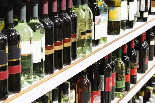 如何买到便宜又好喝的葡萄酒？