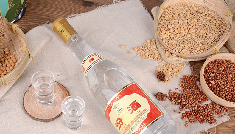 酒圈里的2款“夺命”酒，新疆乌苏榜上有名，这款白酒也位列其中