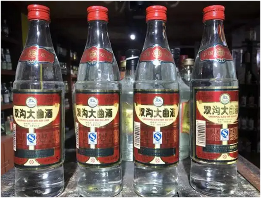 中国4款“裸瓶白酒”，好喝不贵，都是100%纯粮酒，懂酒的常买