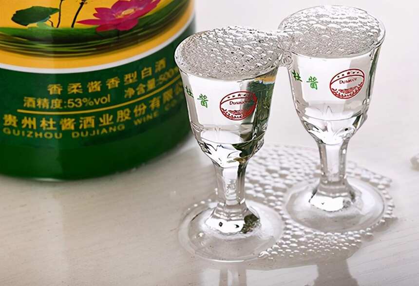 贵州白酒界“黑马”，曾是火遍全国的国民好酒，为何如今不行了？