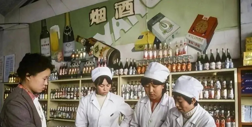 中国4款放心光瓶酒，好喝不贵，经鉴定全是100%纯粮，懂酒的常喝