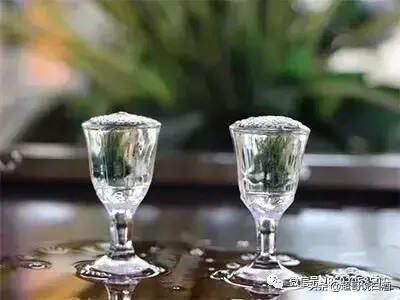 世界六大蒸馏酒，中国白酒当之无愧第一