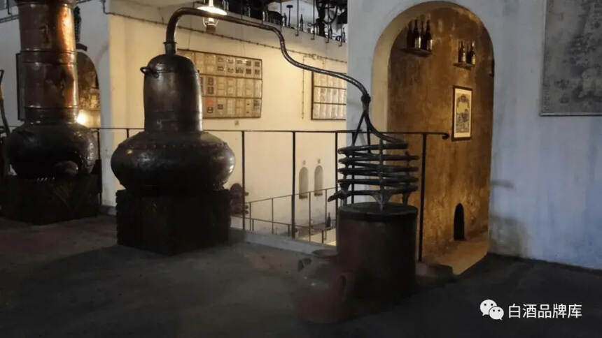 世界六大蒸馏酒起源之伏特加：战斗民族的能量补给